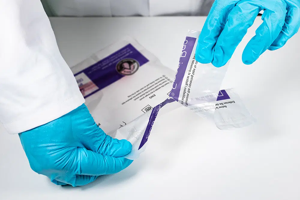 DEBAMED Speci-Sorb öffnen nach Probentransport